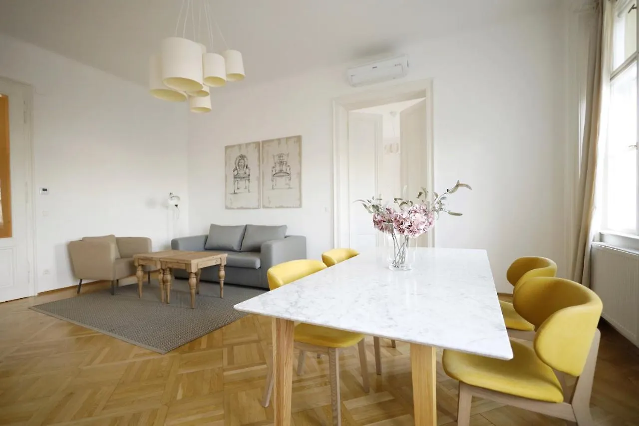 Heymi Apartments Opernring Vienna
