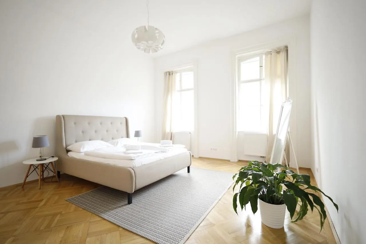Heymi Apartments Oper فيينا النمسا