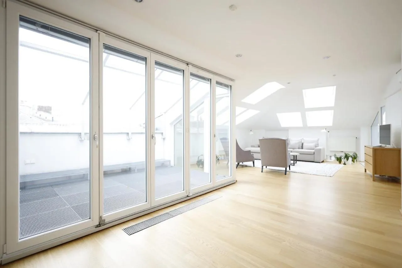 Heymi Apartments Oper Vienne 0*,